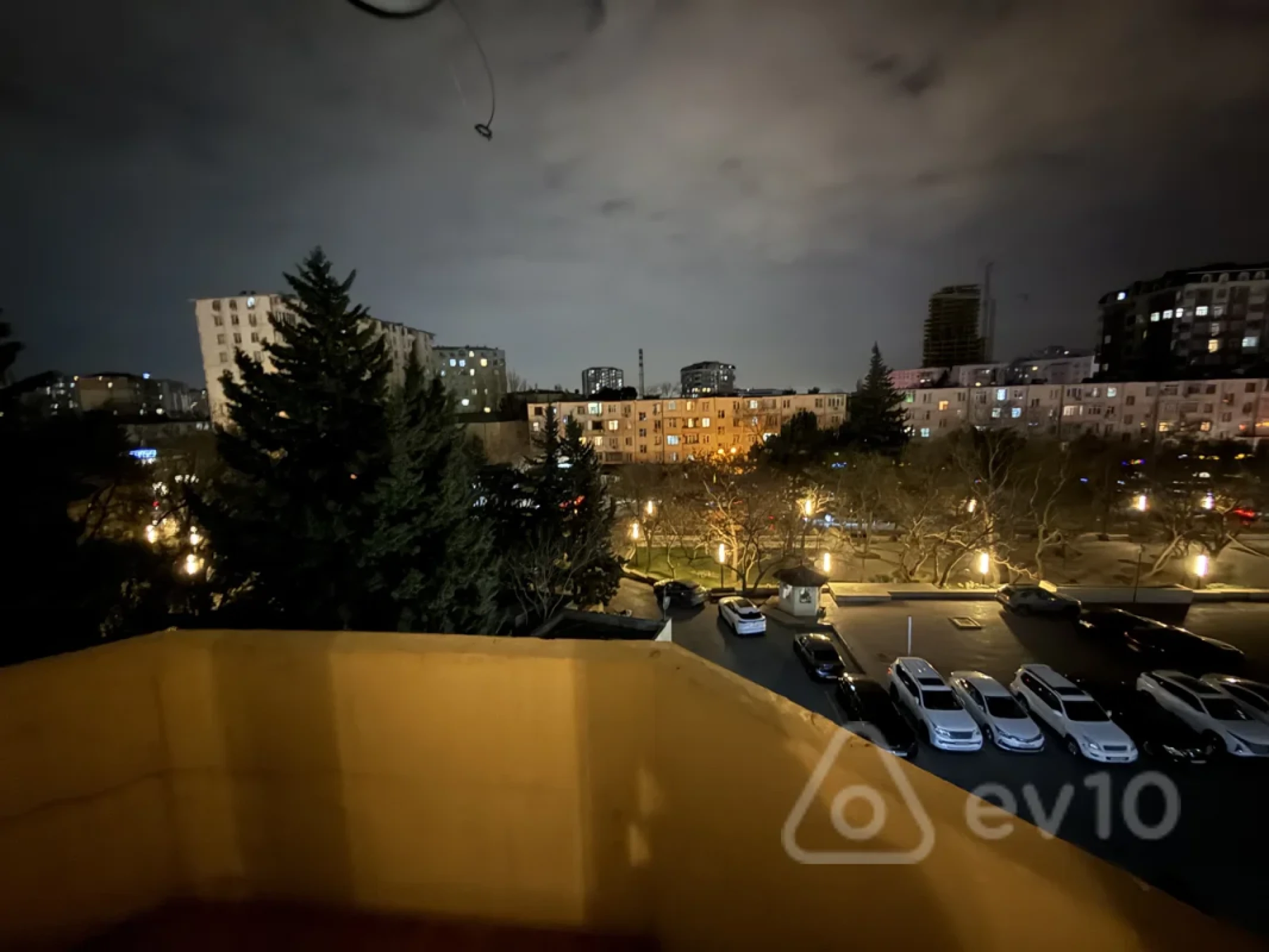 Kirayə verilir 2 otaqlı yeni tikili 95 m²