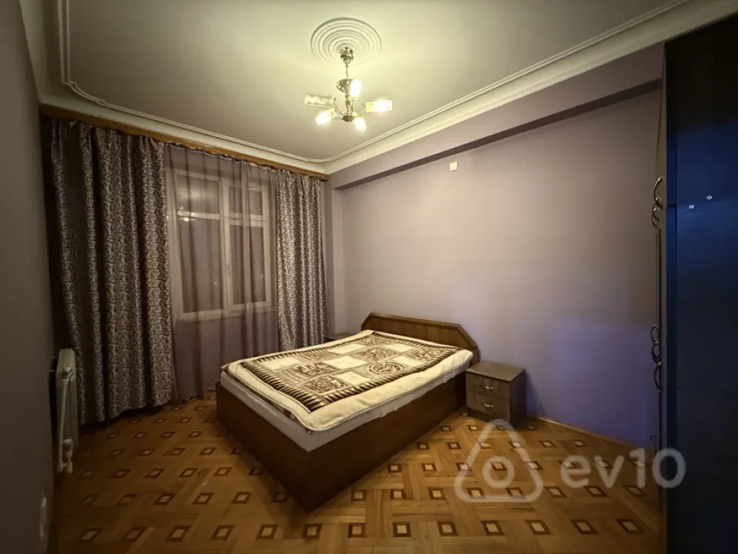 Kirayə verilir 2 otaqlı yeni tikili 95 m²