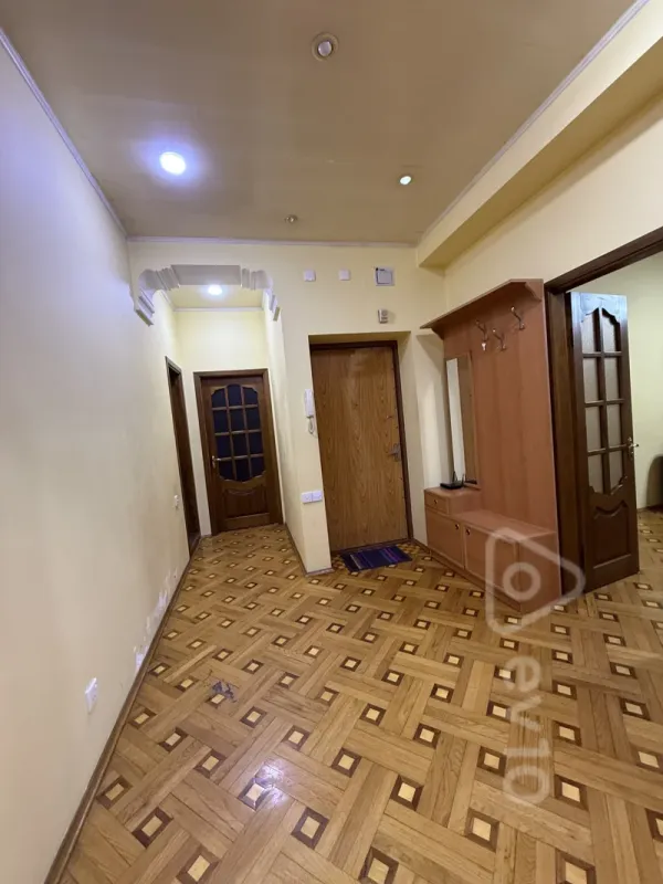 Kirayə verilir 2 otaqlı yeni tikili 95 m²