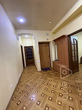 Kirayə verilir 2 otaqlı yeni tikili 95 m²
