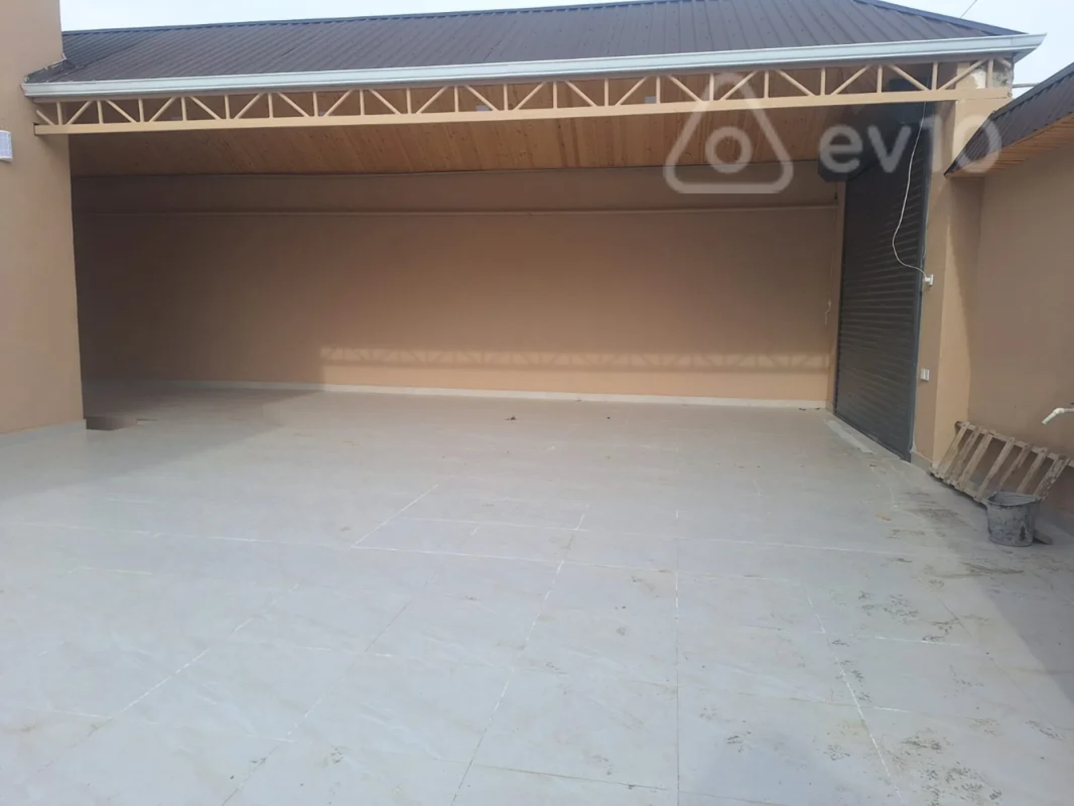 Satılır 4 otaqlı həyət evi 140 m²