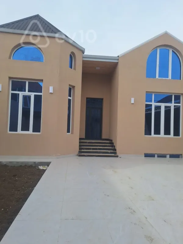 Satılır 4 otaqlı həyət evi 140 m²