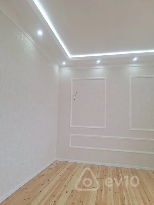 Satılır 4 otaqlı həyət evi 140 m²