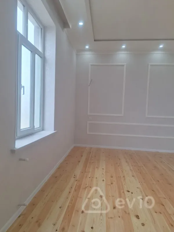 Satılır 4 otaqlı həyət evi 140 m²