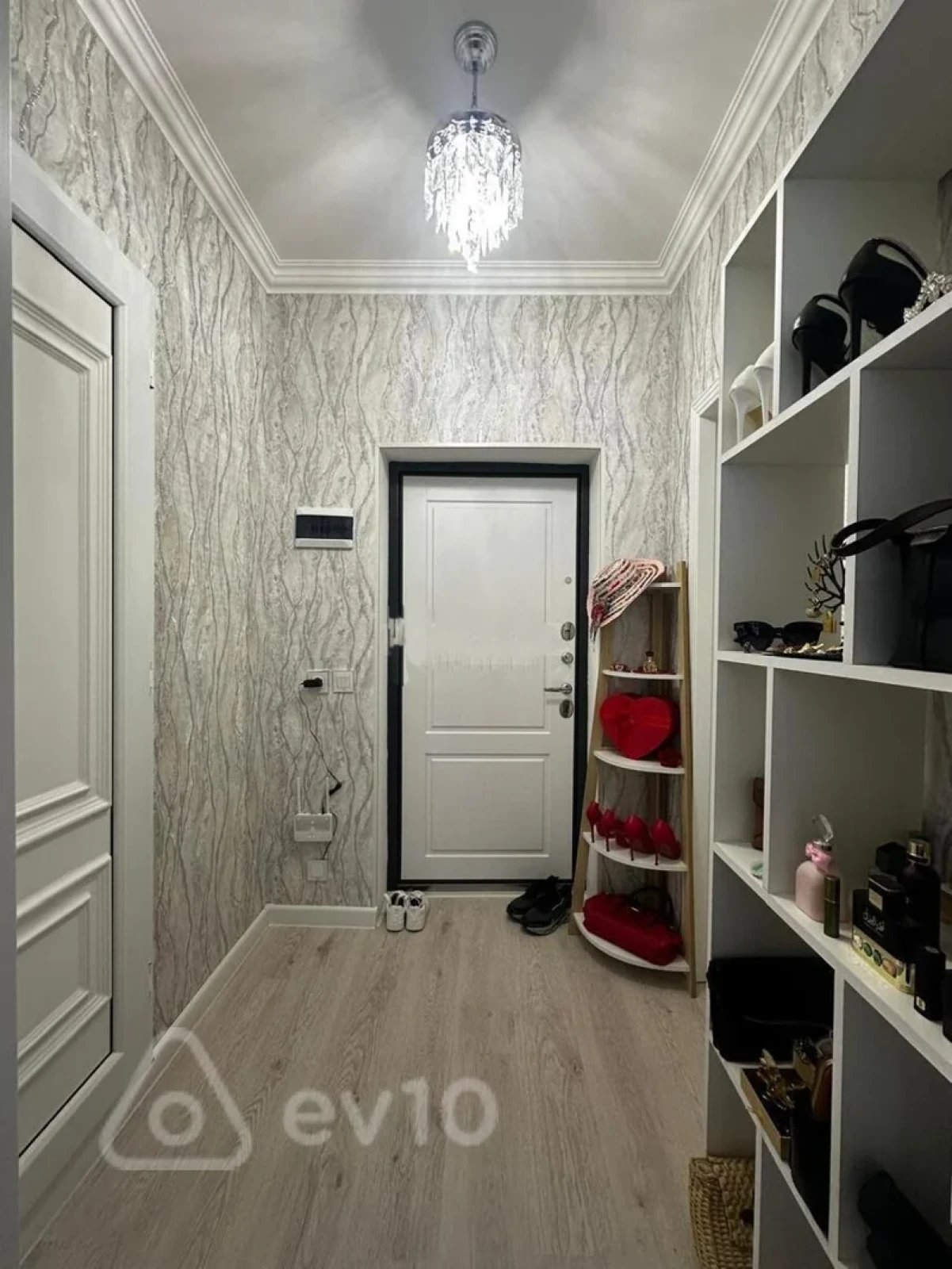 Kirayə verilir 1 otaqlı yeni tikili 44 m²