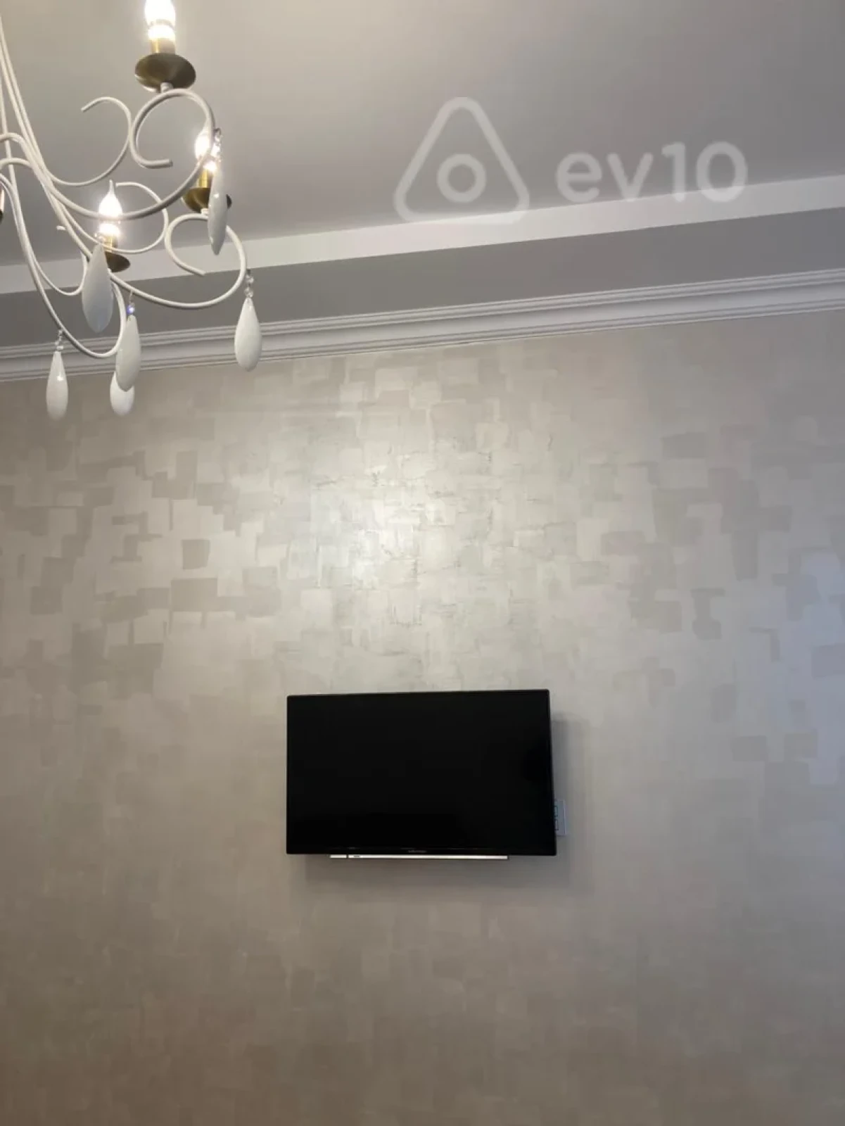 Kirayə verilir 2 otaqlı yeni tikili 72 m²