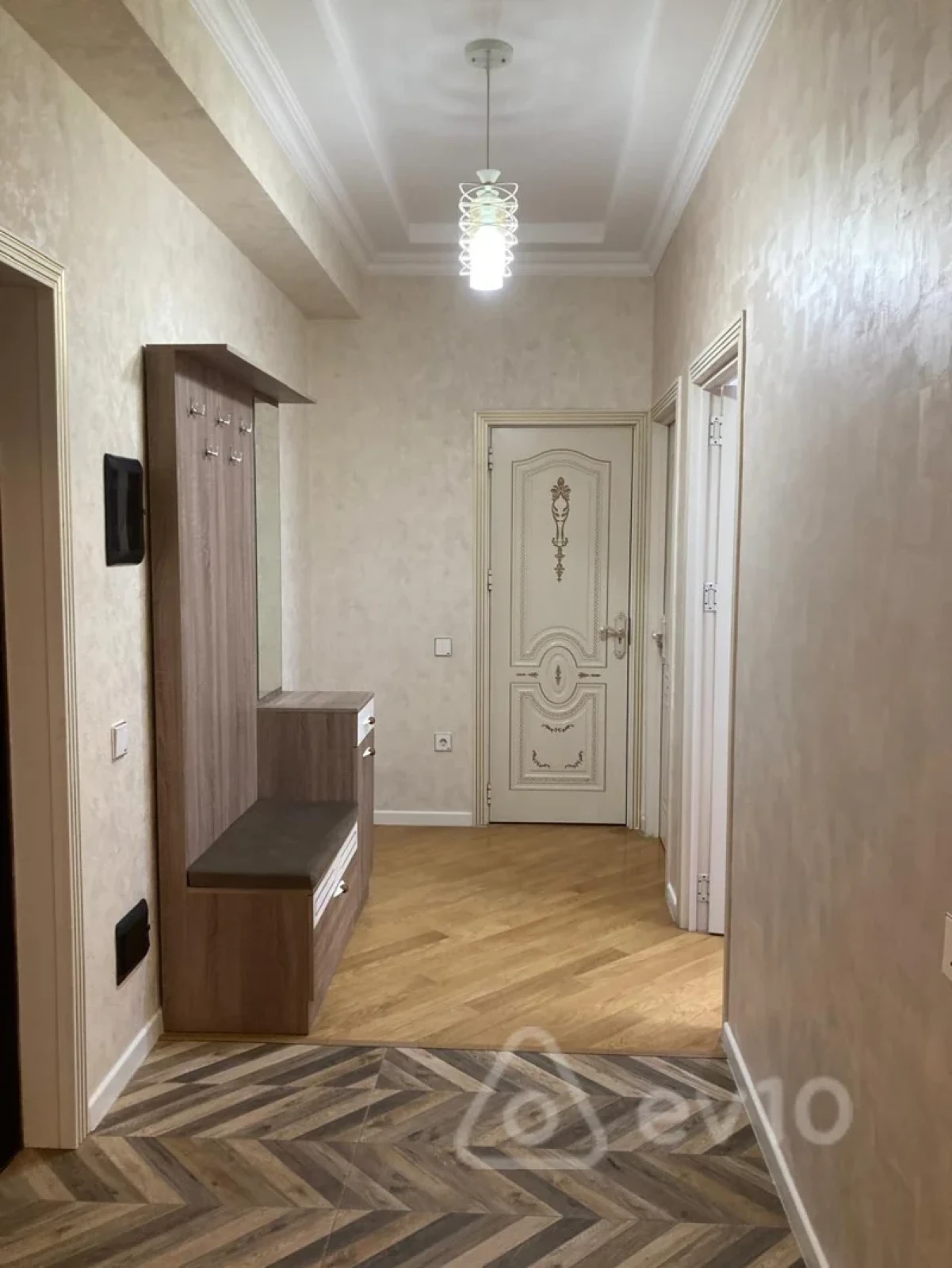 Kirayə verilir 2 otaqlı yeni tikili 72 m²