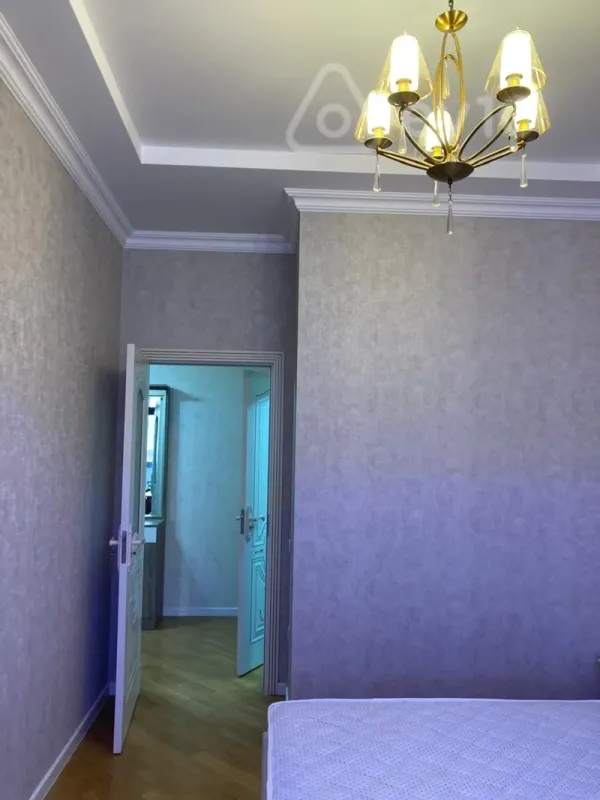 Kirayə verilir 2 otaqlı yeni tikili 72 m²