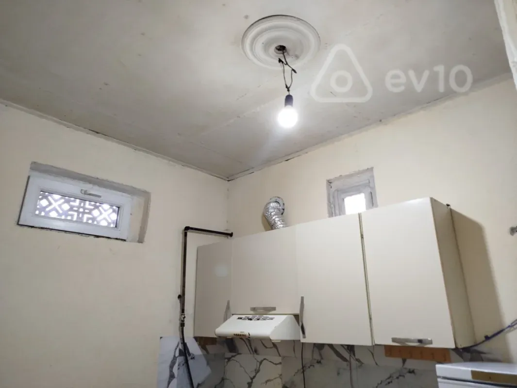 Kirayə verilir 2 otaqlı yeni tikili 50 m²