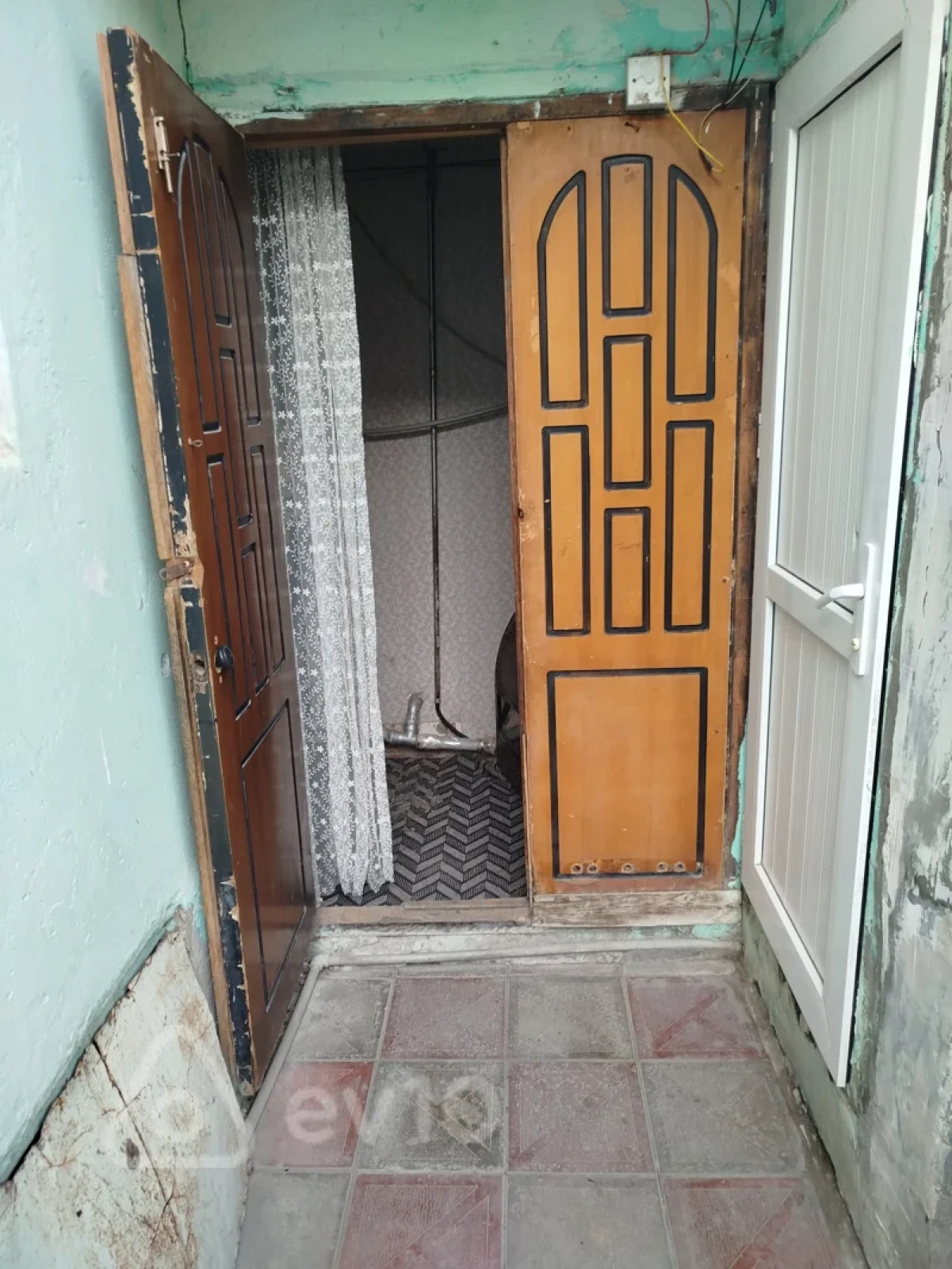 Kirayə verilir 2 otaqlı yeni tikili 50 m²