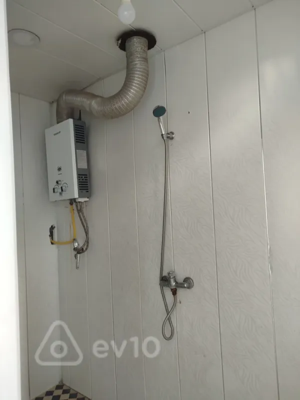 Kirayə verilir 2 otaqlı yeni tikili 50 m²