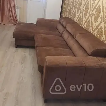 Kirayə verilir 3 otaqlı yeni tikili 80 m²