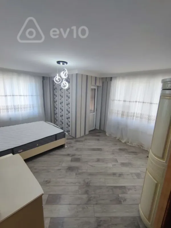 Kirayə verilir 3 otaqlı yeni tikili 110 m²