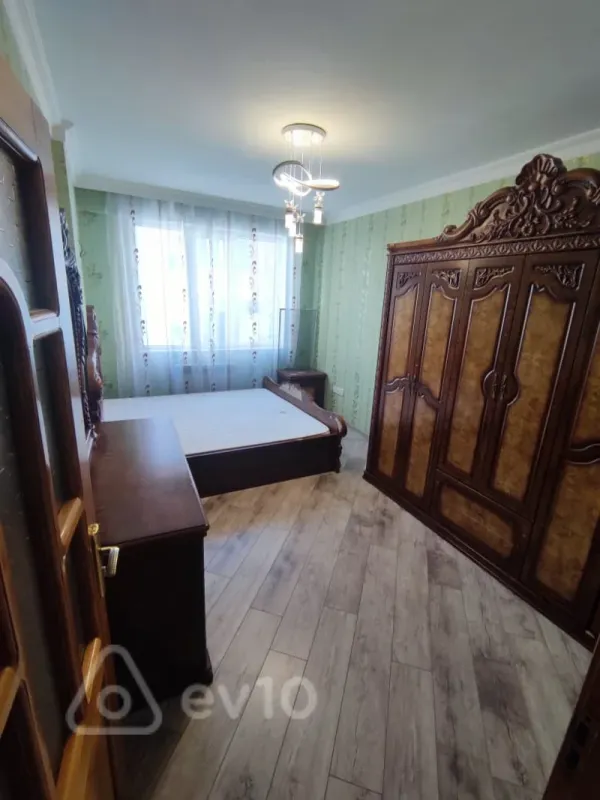 Kirayə verilir 3 otaqlı yeni tikili 110 m²