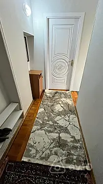 Kirayə verilir 2 otaqlı köhnə tikili 60 m²