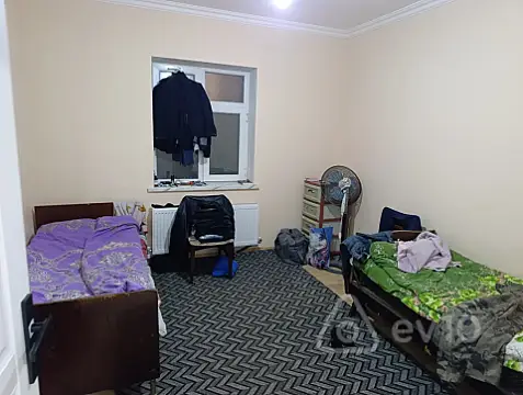 Kirayə verilir 3 otaqlı köhnə tikili 80 m²