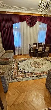 Kirayə verilir 3 otaqlı köhnə tikili 90 m²