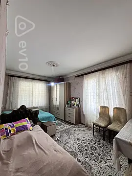 Satılır 3 otaqlı köhnə tikili 71.5 m²