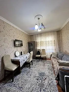 Satılır 3 otaqlı köhnə tikili 71.5 m²