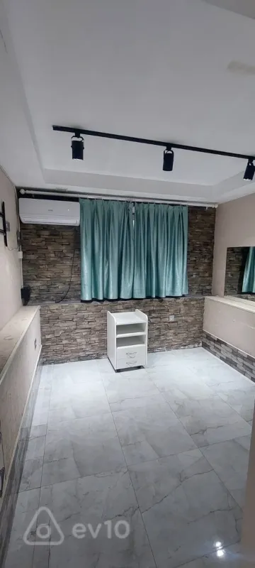 Kirayə verilir mənzil 70 m²