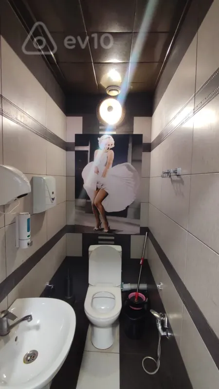 Kirayə verilir mənzil 150 m²