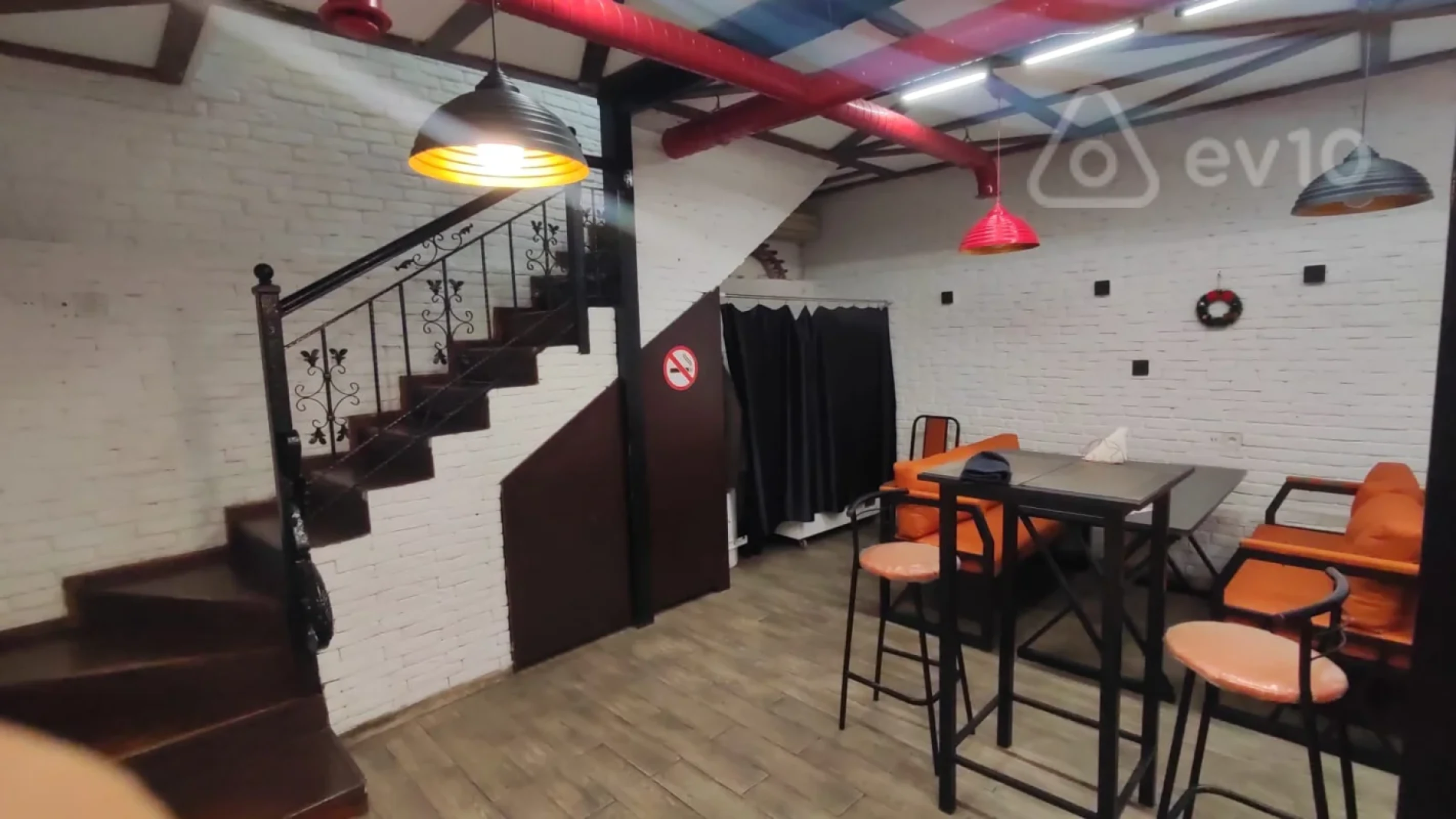 Kirayə verilir mənzil 150 m²