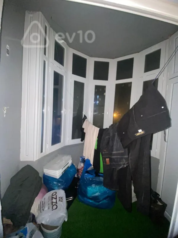 Kirayə verilir 2 otaqlı yeni tikili 80 m²