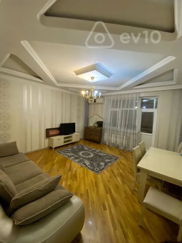 Kirayə verilir 2 otaqlı yeni tikili 80 m²