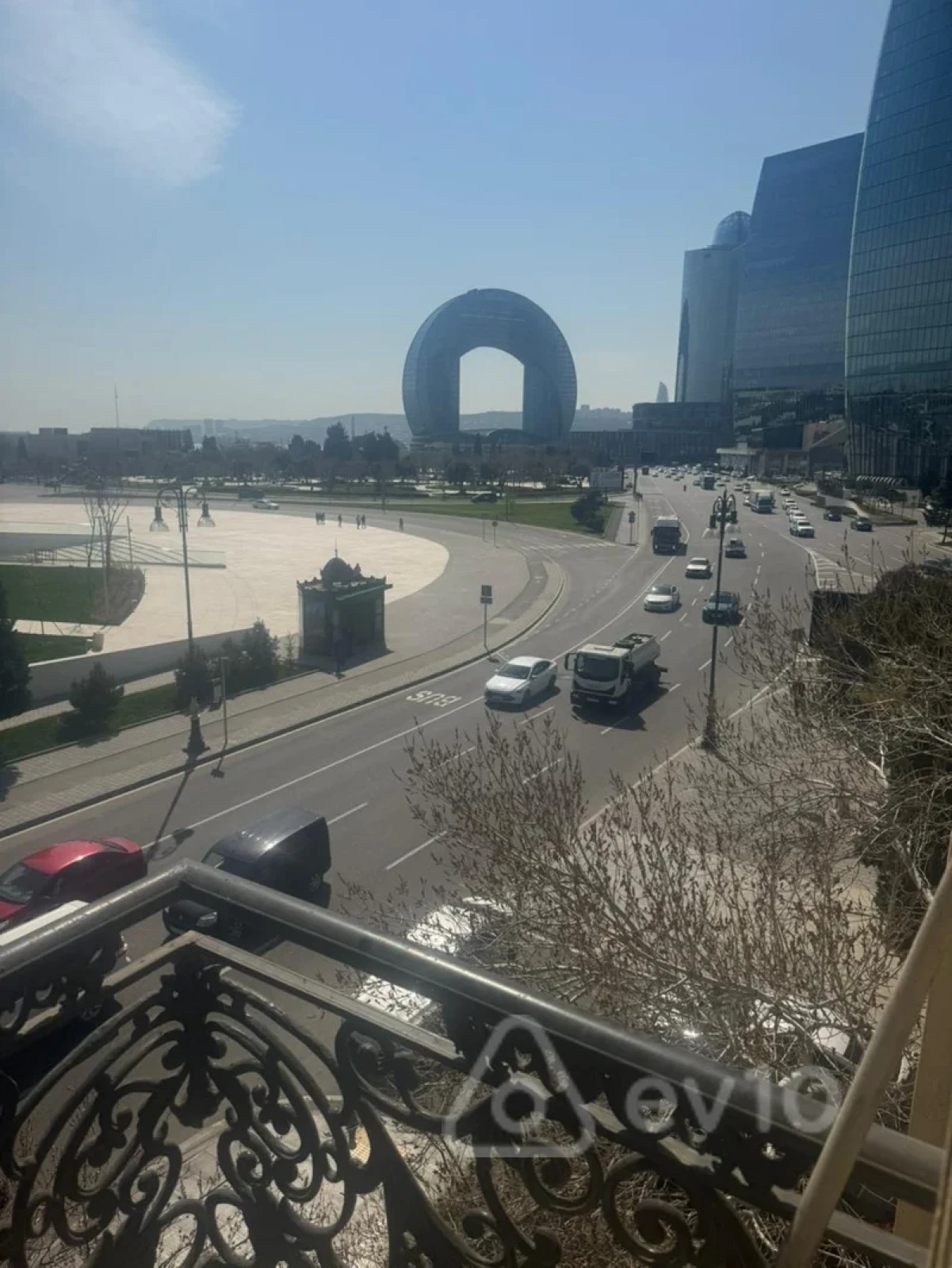 Kirayə verilir 2 otaqlı köhnə tikili 50 m²