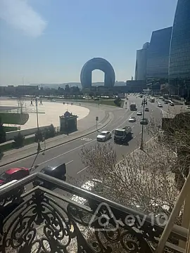 Kirayə verilir 2 otaqlı köhnə tikili 50 m²