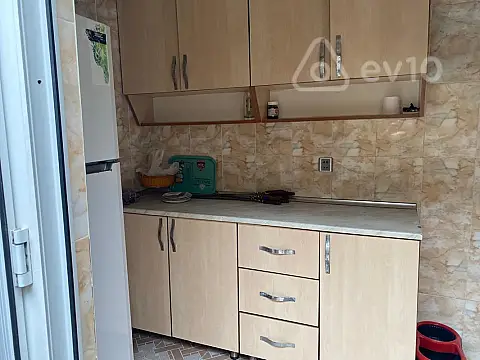 Kirayə verilir 1 otaqlı köhnə tikili 25 m²