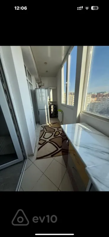 Kirayə verilir 2 otaqlı yeni tikili 50 m²