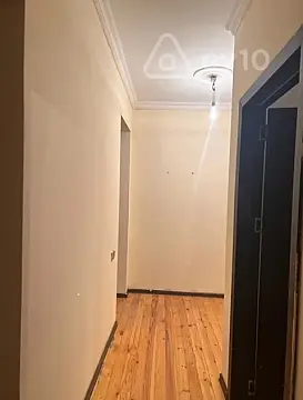 Kirayə verilir 2 otaqlı köhnə tikili 53 m²
