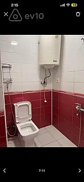 Kirayə verilir 2 otaqlı köhnə tikili 53 m²