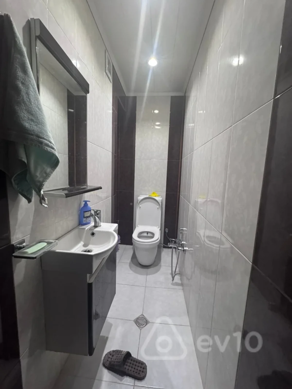 Kirayə verilir 3 otaqlı yeni tikili 91 m²