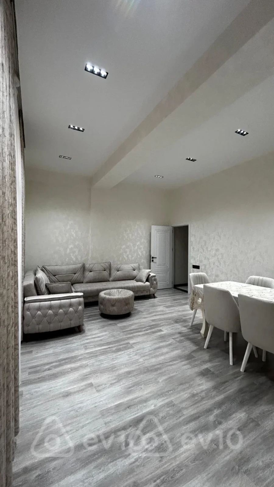 Kirayə verilir 3 otaqlı yeni tikili 100 m²