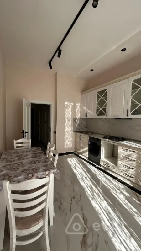 Kirayə verilir 3 otaqlı yeni tikili 100 m²