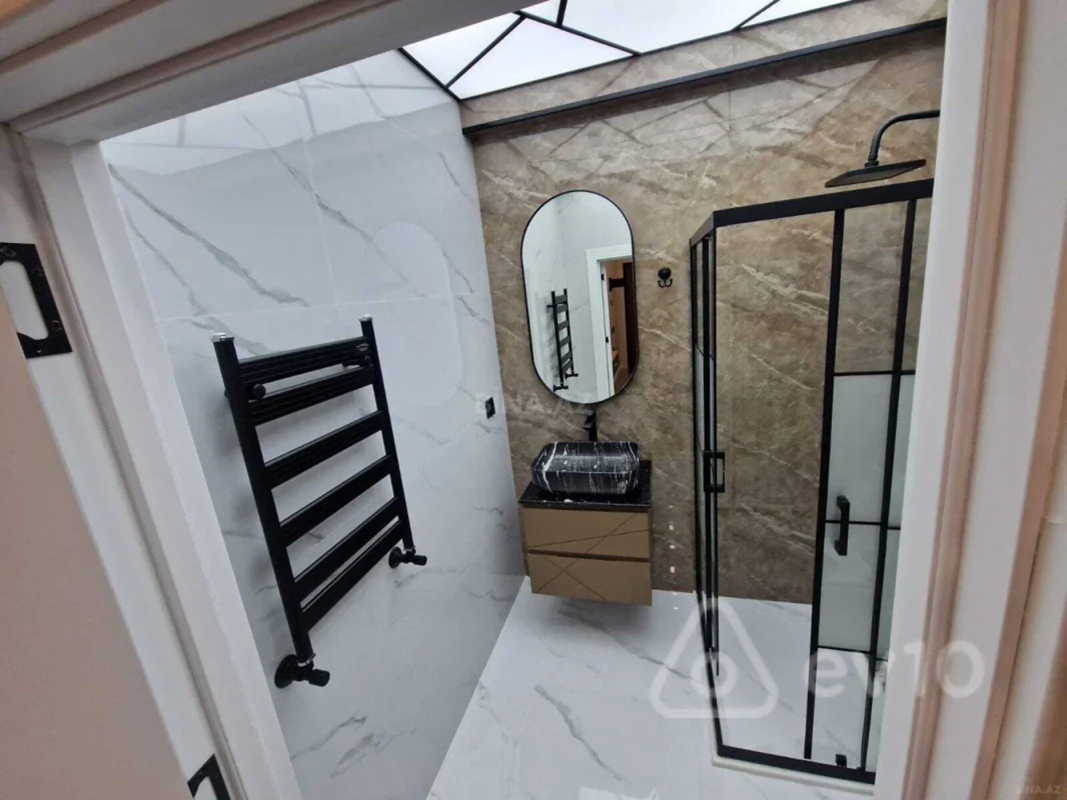 Kirayə verilir 2 otaqlı yeni tikili 70 m²