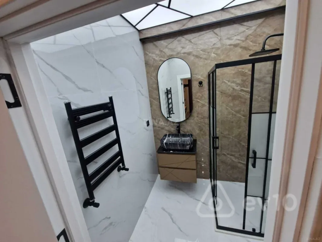 Kirayə verilir 2 otaqlı yeni tikili 70 m²