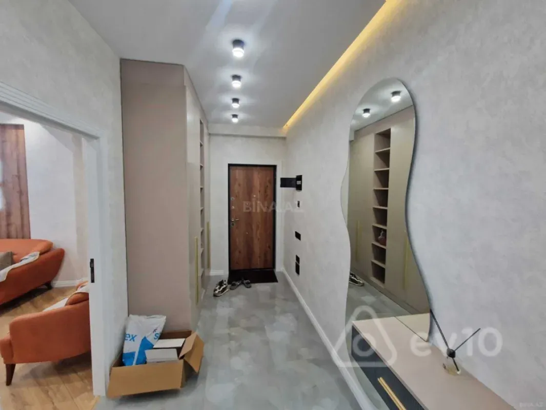 Kirayə verilir 2 otaqlı yeni tikili 70 m²