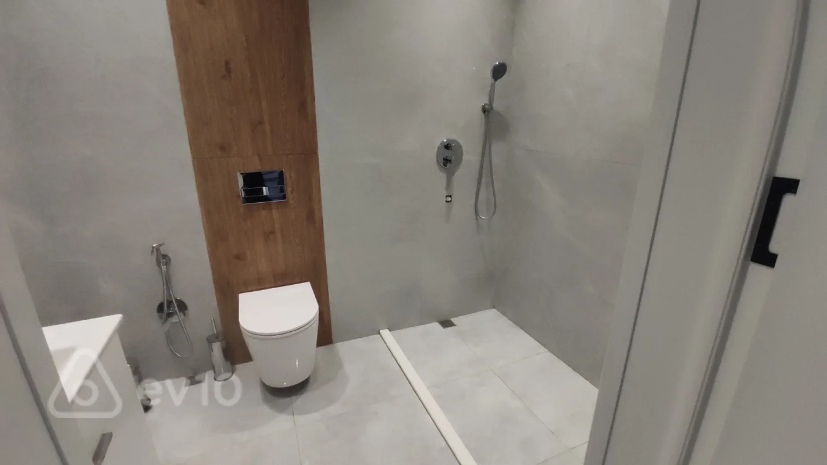 Satılır 6 otaqlı həyət evi 250 m²