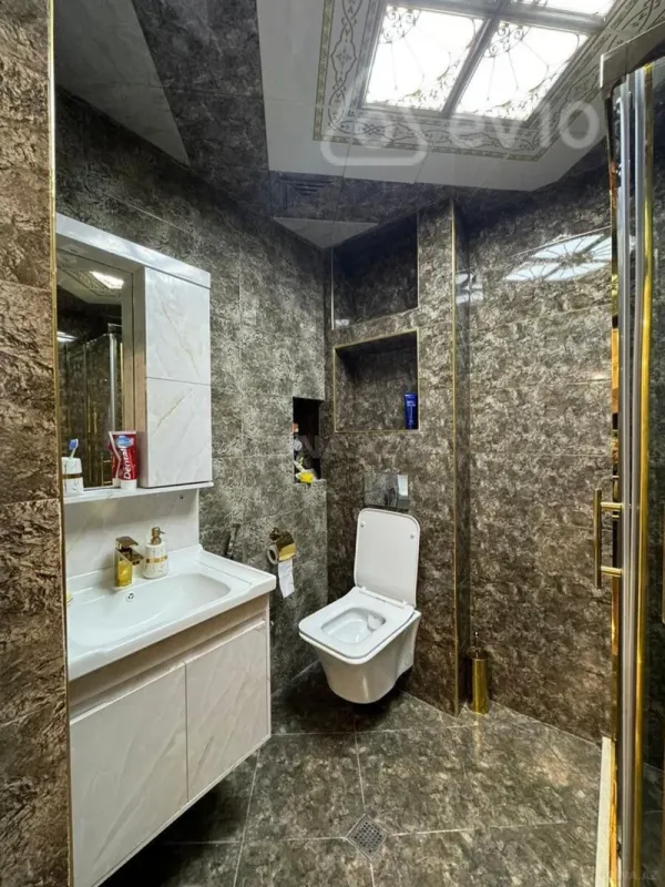 Kirayə verilir 3 otaqlı yeni tikili 100 m²