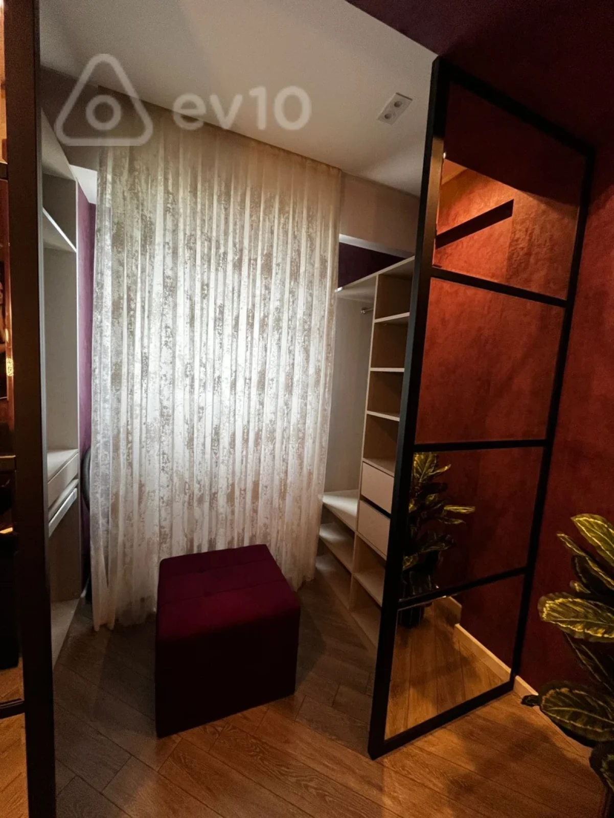 Kirayə verilir 3 otaqlı yeni tikili 110 m²