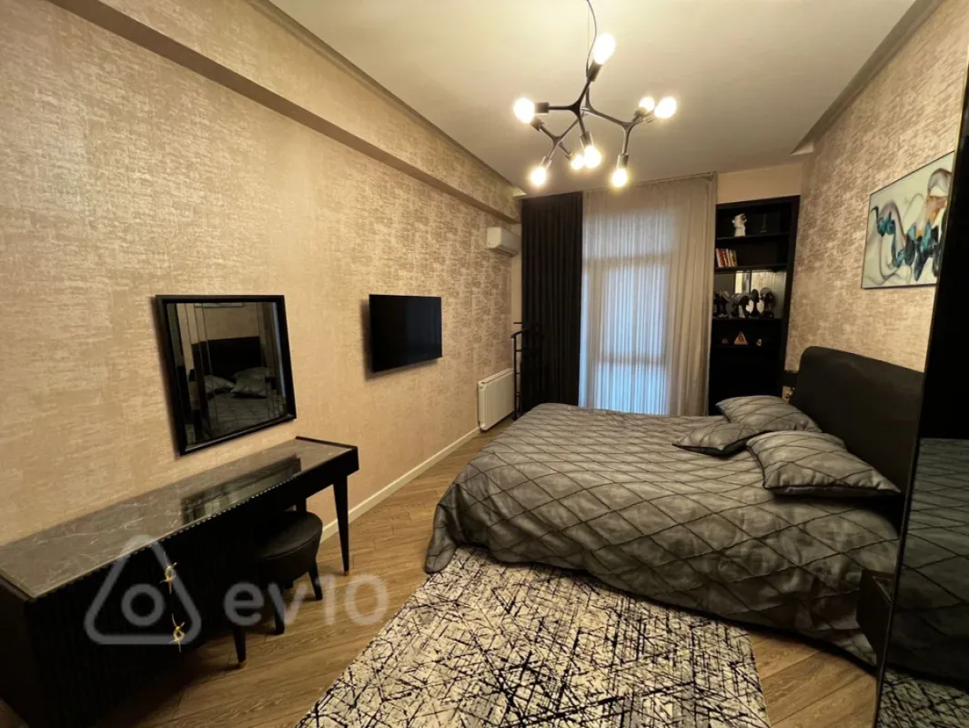 Kirayə verilir 3 otaqlı yeni tikili 110 m²