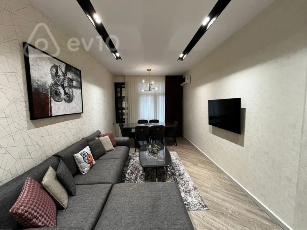 Kirayə verilir 3 otaqlı yeni tikili 110 m²