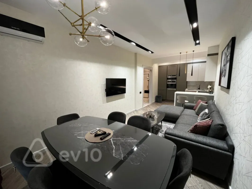 Kirayə verilir 3 otaqlı yeni tikili 110 m²