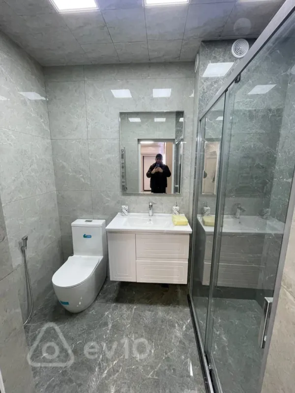 Kirayə verilir 4 otaqlı yeni tikili 110 m²