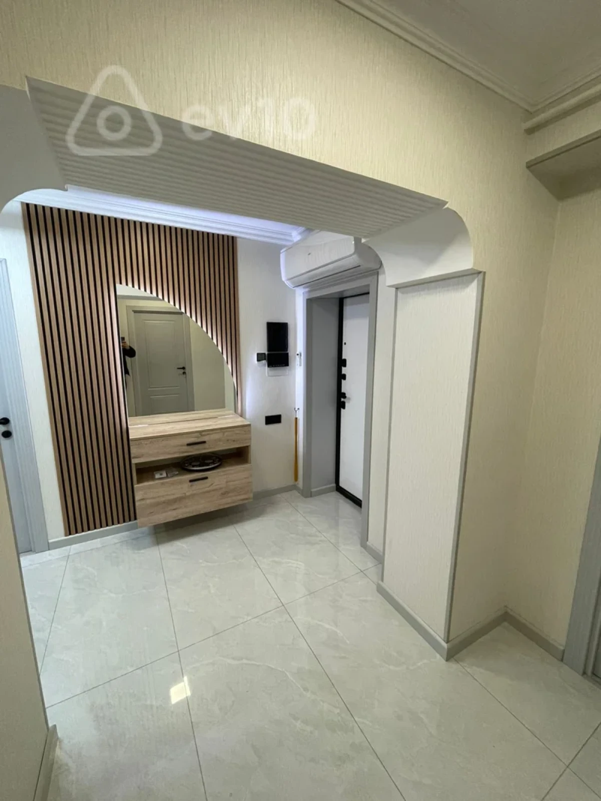 Kirayə verilir 4 otaqlı yeni tikili 110 m²