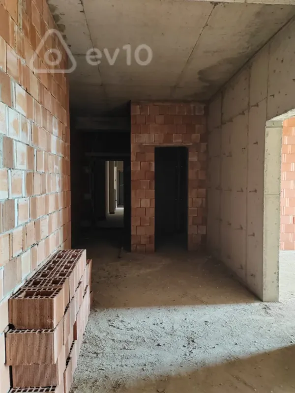 Satılır 3 otaqlı yeni tikili 143 m²