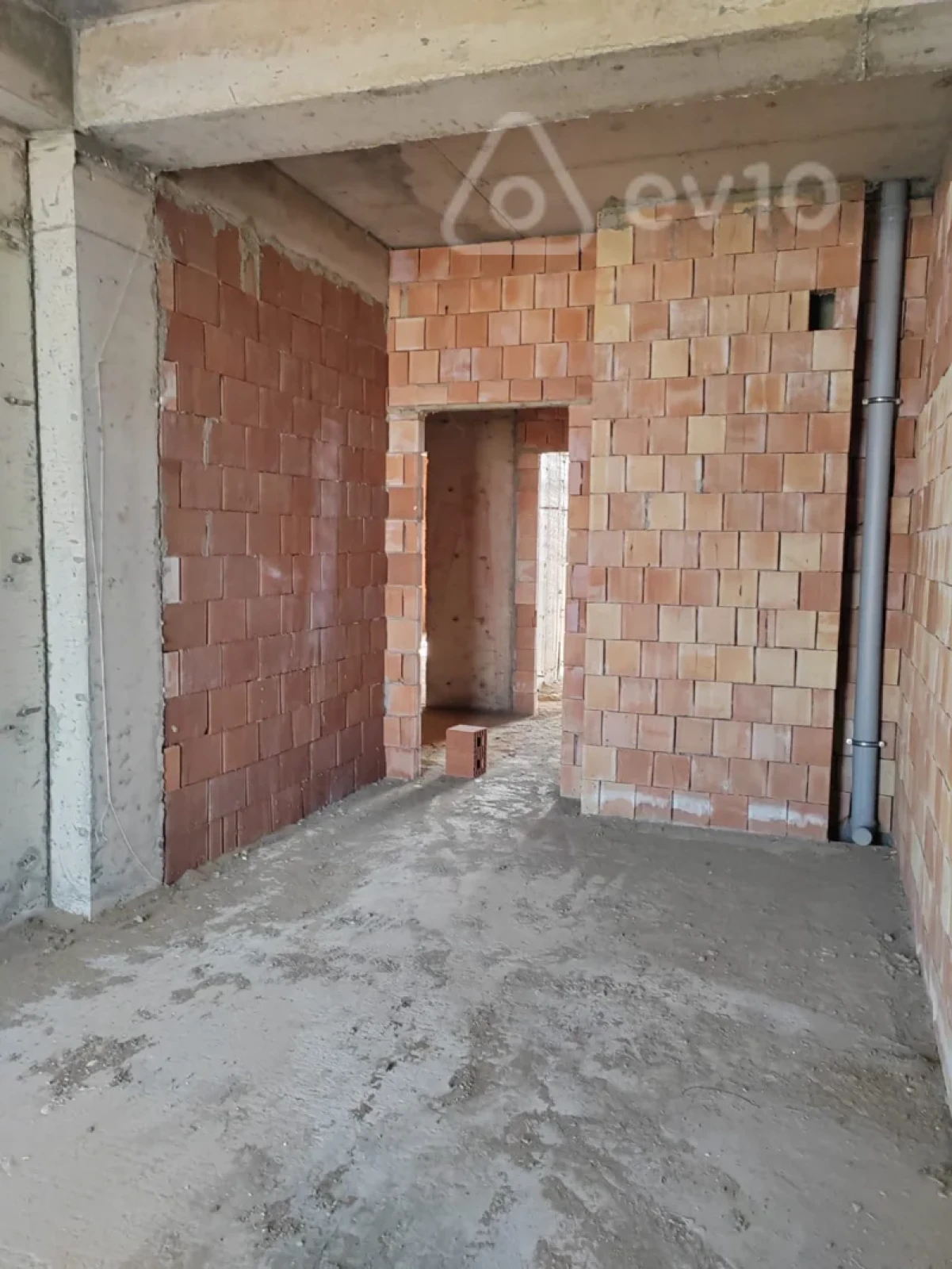 Satılır 3 otaqlı yeni tikili 143 m²